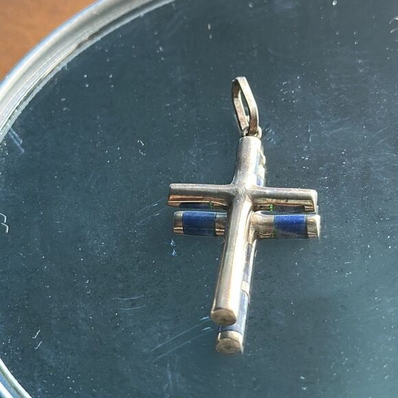 Vintage 925 Sterling Silver Lapis Lazuli Inlaid Cross Pendant - Picture 2 of 4